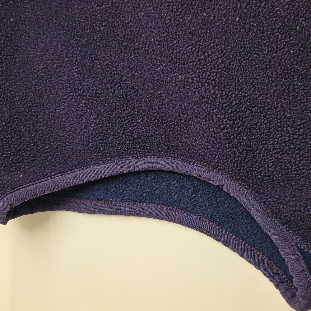 Patagonia Vintage Men's Purple Fleece Vest - Picture 10 of 13